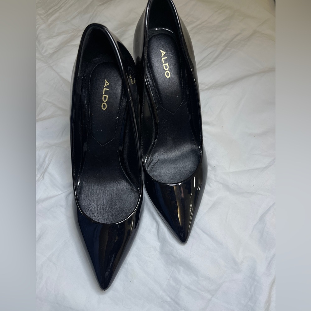 Aldo Black Heels Classic Formal Design